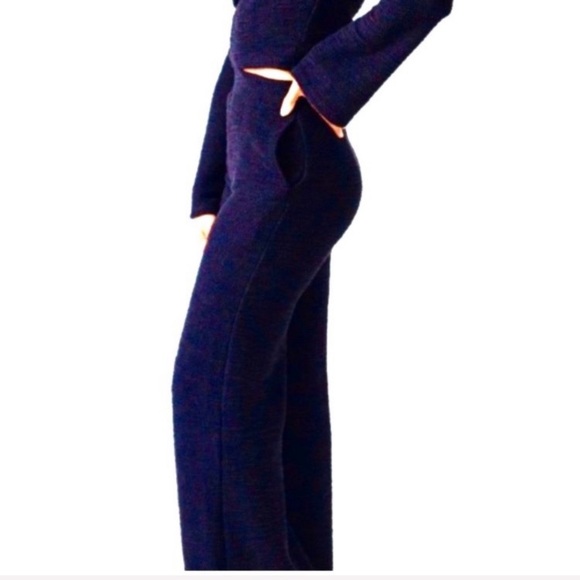 Textured Knit Crop Top & Pant Set by Serena Willams Couture